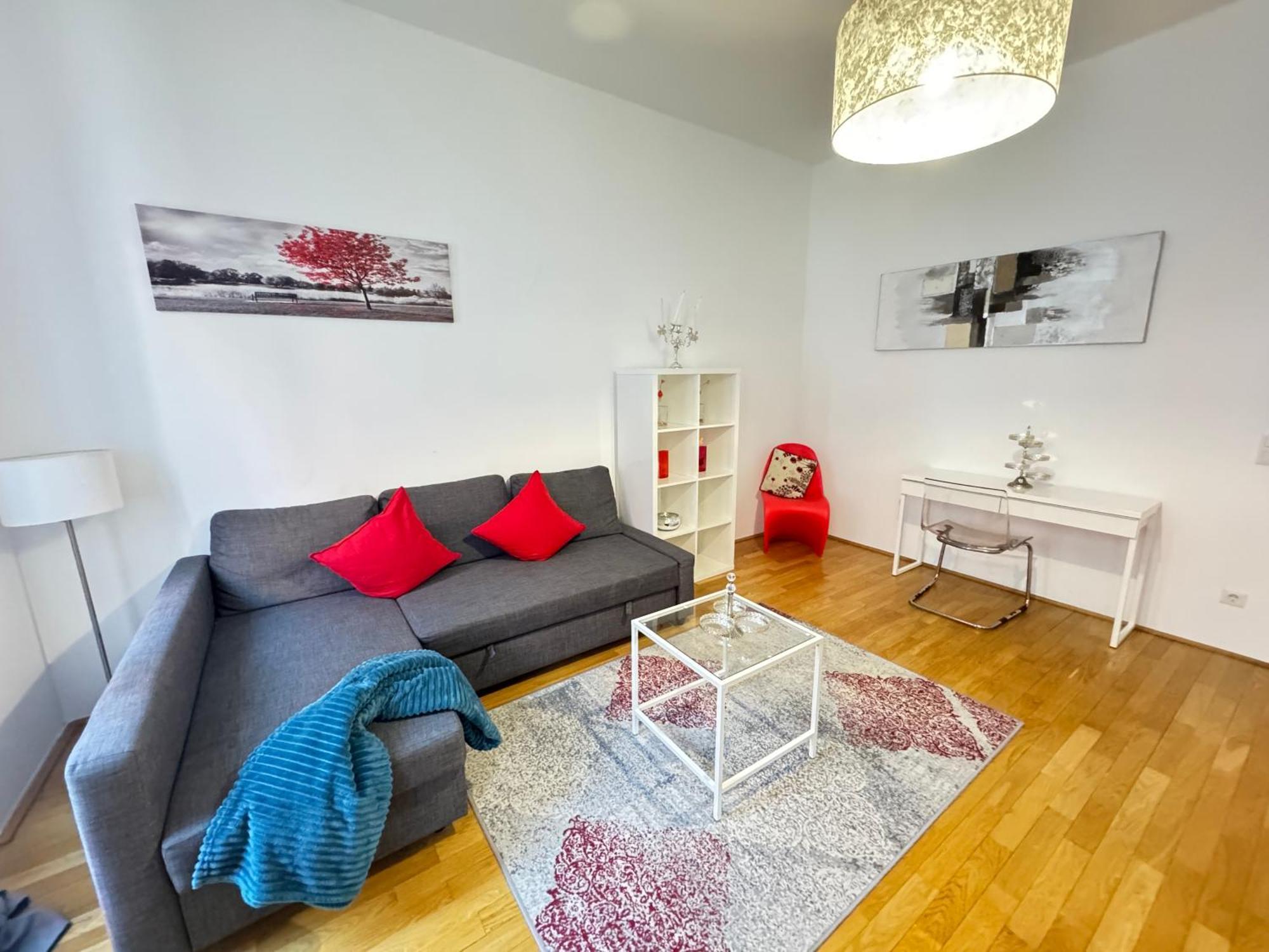 Charming Flat & Balcony Near Central Station L Bg5 Вена Экстерьер фото